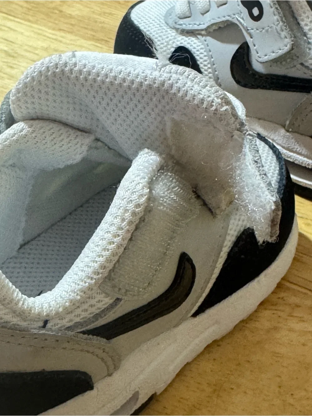 Nike Air Max 1 EasyOn Shoes DZ3309-106 Baby Toddler Size 4C White / Black